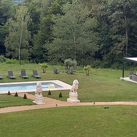La Tour Carree D'Un Chateau Auzouer-en-Touraine Exteriör bild